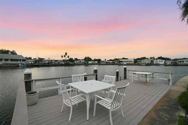 7162 MOUNT ARLINGTON DRIVE NE 417, St Petersburg, FL 33702