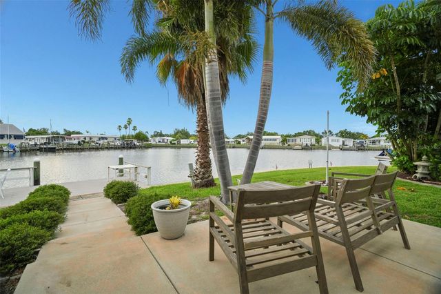 7162 MOUNT ARLINGTON DRIVE NE 417, St Petersburg, FL 33702