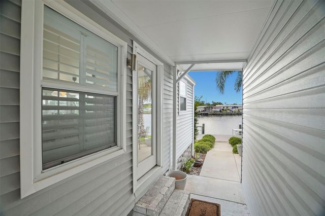 7162 MOUNT ARLINGTON DRIVE NE 417, St Petersburg, FL 33702