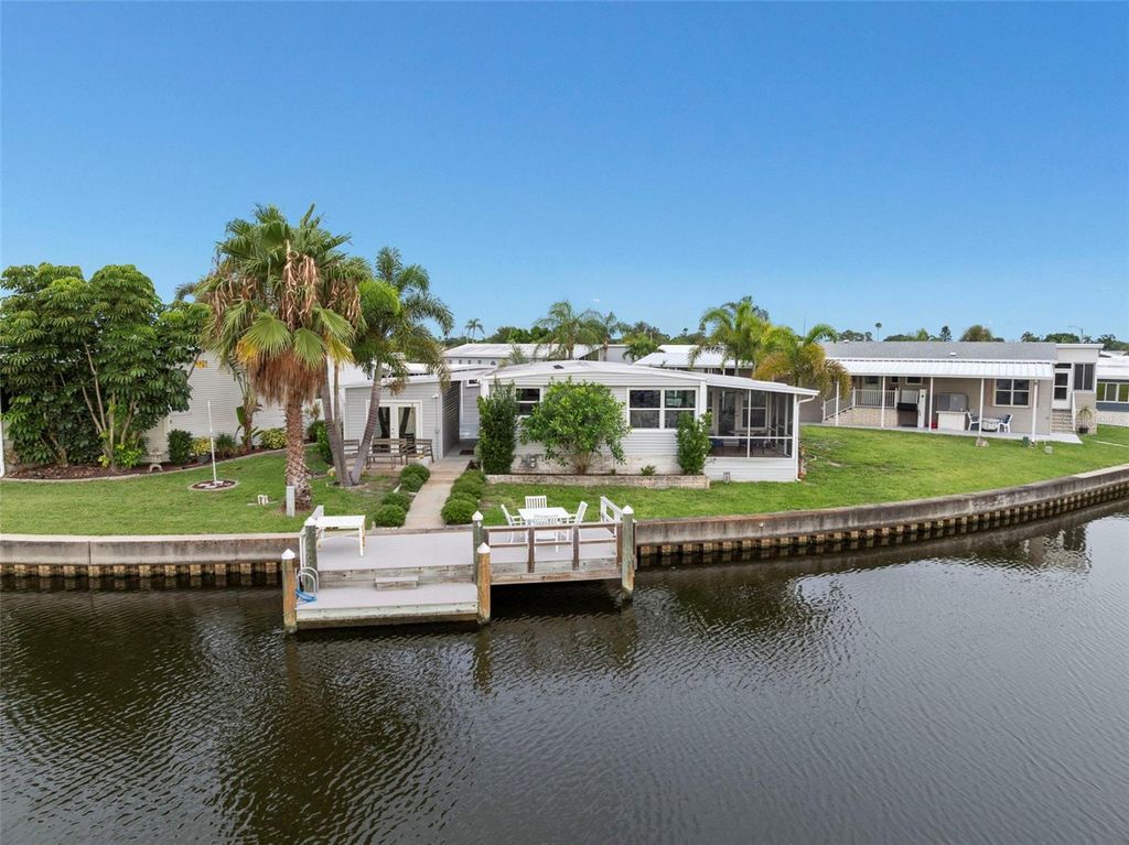 7162 MOUNT ARLINGTON DRIVE NE 417, St Petersburg, FL 33702