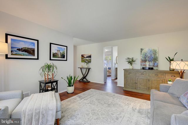 5304 DORIS DR, Waldorf, MD 20601
