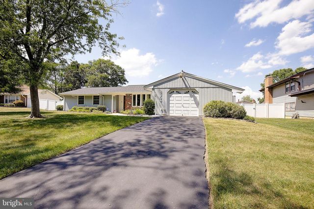 5304 DORIS DR, Waldorf, MD 20601