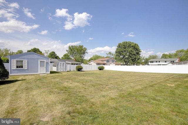 5304 DORIS DR, Waldorf, MD 20601