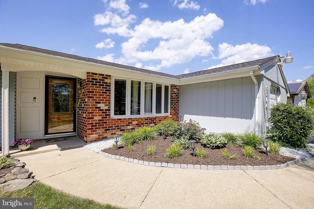 5304 DORIS DR, Waldorf, MD 20601