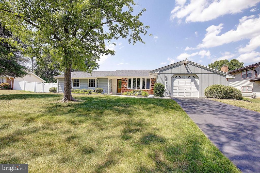 5304 DORIS DR, Waldorf, MD 20601