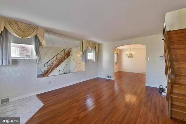 1012 SAINT VINCENT ST, Philadelphia, PA 19111