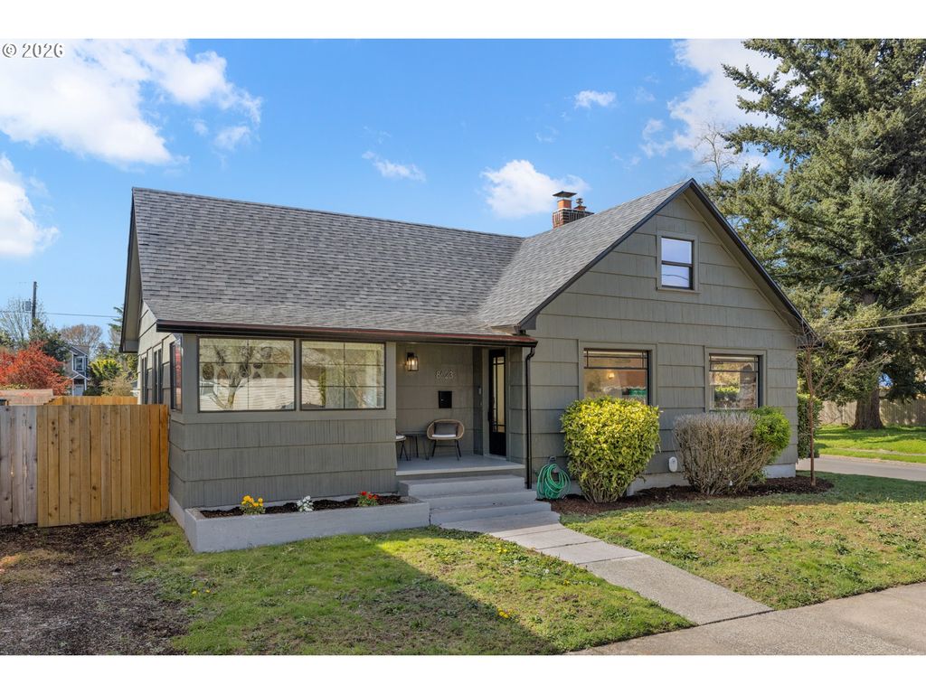 8623 N CURTIS Ave, Portland, OR 97217