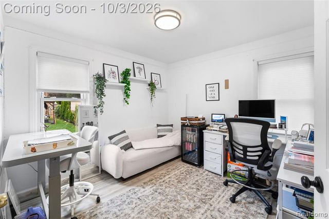 827 N Vernon Street, Dearborn, MI 48128