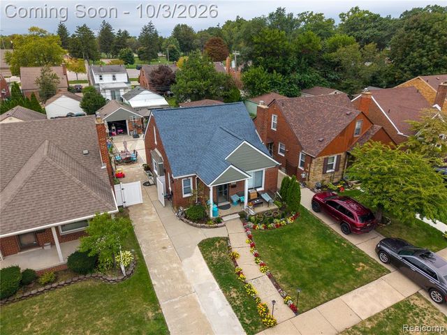 827 N Vernon Street, Dearborn, MI 48128