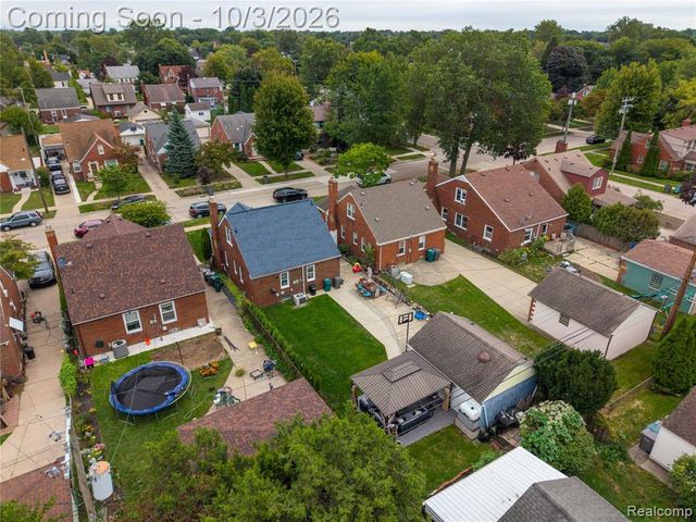 827 N Vernon Street, Dearborn, MI 48128