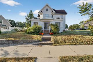 219 6th Avenue, New Glarus, WI 53574