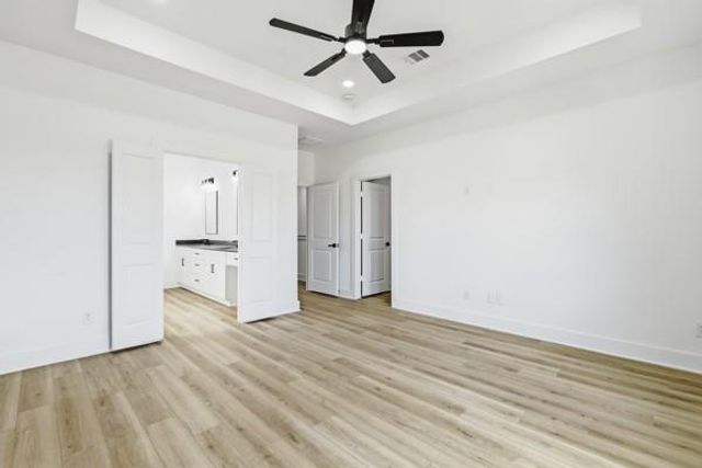 110 Luetta Street, Houston, TX 77076