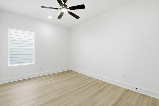 110 Luetta Street, Houston, TX 77076
