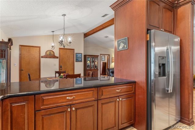 9552 E Tsala Apopka Drive, Floral City, FL 34436