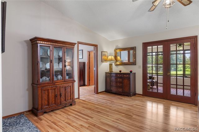 9552 E Tsala Apopka Drive, Floral City, FL 34436