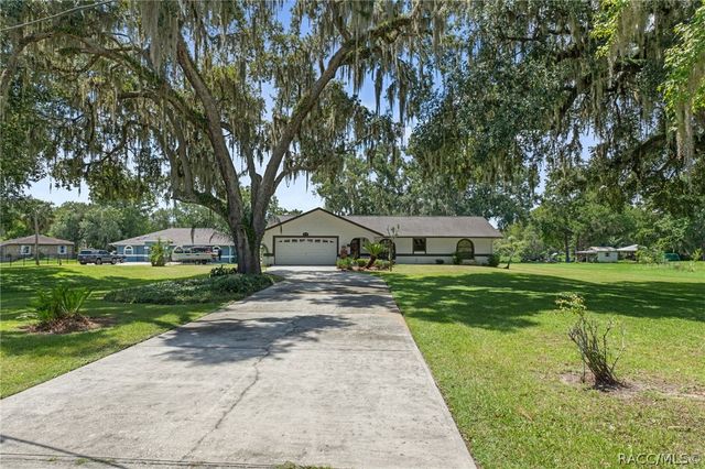 9552 E Tsala Apopka Drive, Floral City, FL 34436
