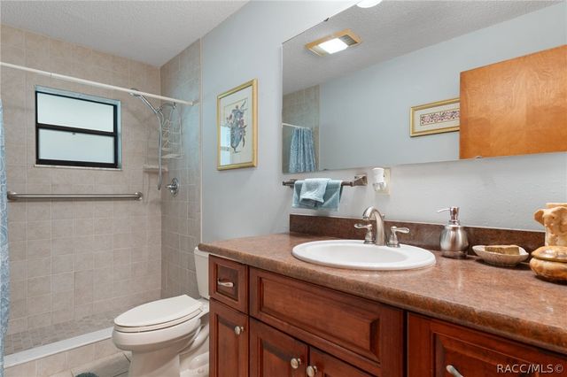 9552 E Tsala Apopka Drive, Floral City, FL 34436