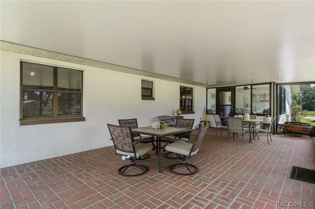 9552 E Tsala Apopka Drive, Floral City, FL 34436