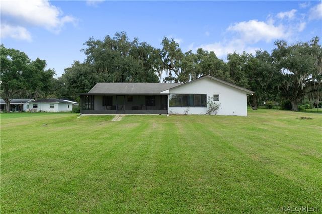 9552 E Tsala Apopka Drive, Floral City, FL 34436