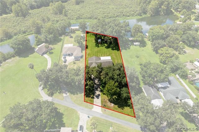 9552 E Tsala Apopka Drive, Floral City, FL 34436
