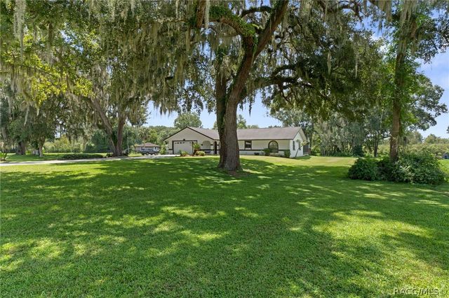 9552 E Tsala Apopka Drive, Floral City, FL 34436