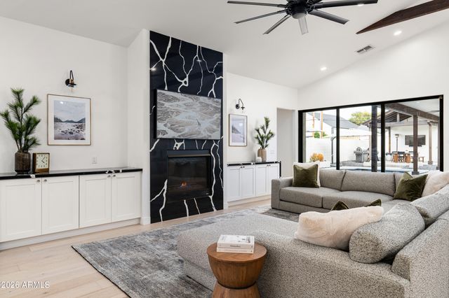 4223 N 41ST Place, Phoenix, AZ 85018