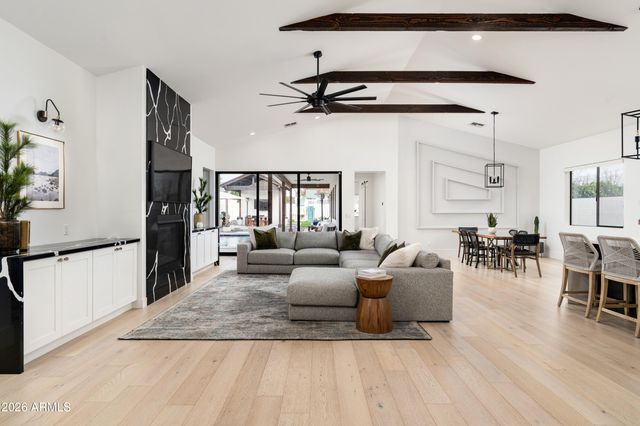 4223 N 41ST Place, Phoenix, AZ 85018