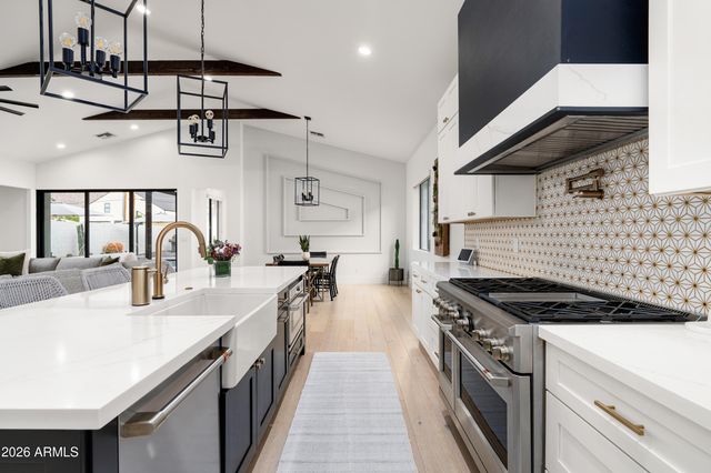 4223 N 41ST Place, Phoenix, AZ 85018