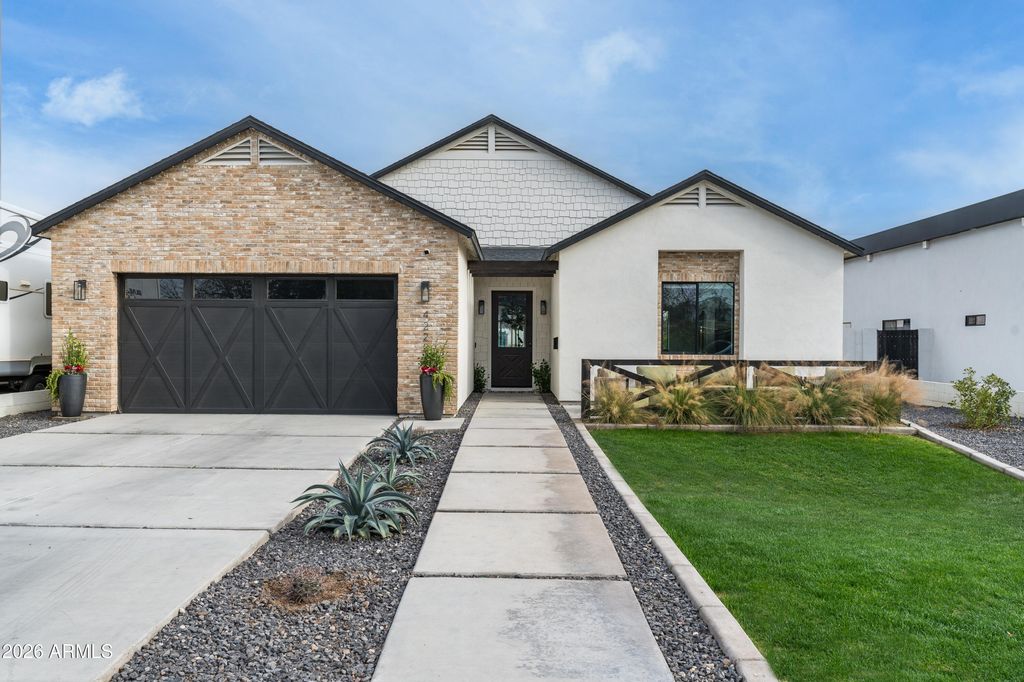 4223 N 41ST Place, Phoenix, AZ 85018