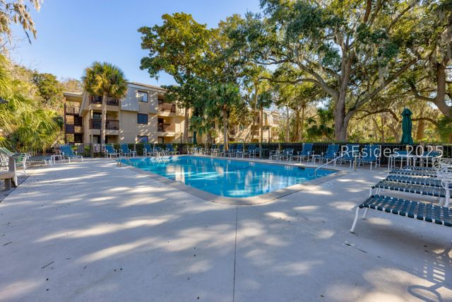 21 Lagoon Rd Apt A2A, Hilton Head Island, SC 29928