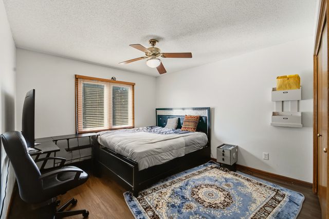 14543 Summit Drive, Clive, IA 50325