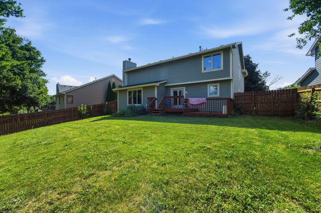 14543 Summit Drive, Clive, IA 50325