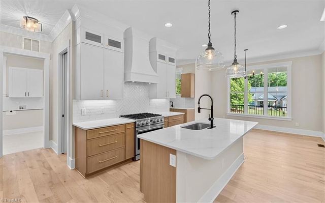 6099 Reynolda Trace, Greensboro, NC 27455