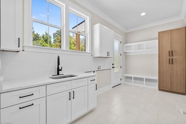 6099 Reynolda Trace, Greensboro, NC 27455