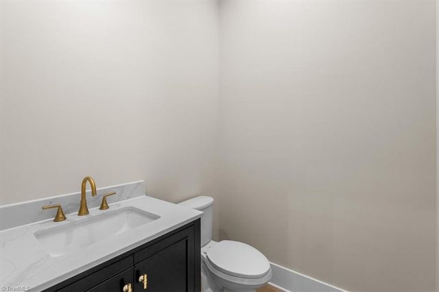 6099 Reynolda Trace, Greensboro, NC 27455