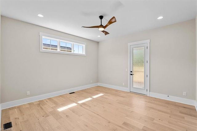 6099 Reynolda Trace, Greensboro, NC 27455