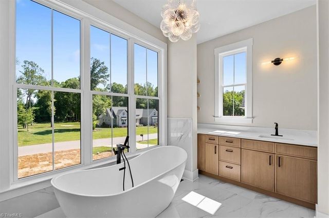 6099 Reynolda Trace, Greensboro, NC 27455