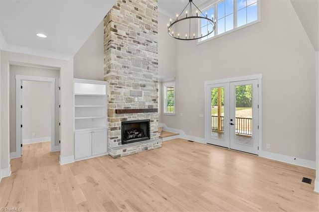 6099 Reynolda Trace, Greensboro, NC 27455