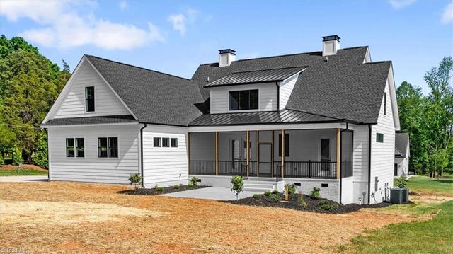 6099 Reynolda Trace, Greensboro, NC 27455