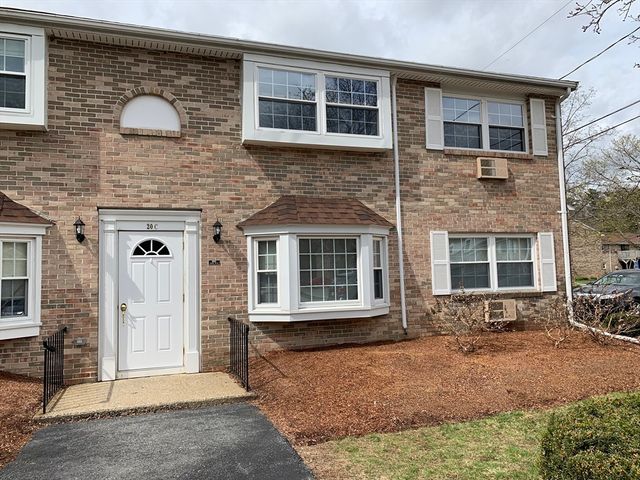 20 Washington Park Dr 12, Andover, MA 01810