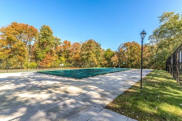 20 Washington Park Dr 12, Andover, MA 01810