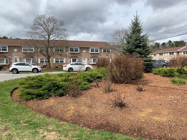 20 Washington Park Dr 12, Andover, MA 01810