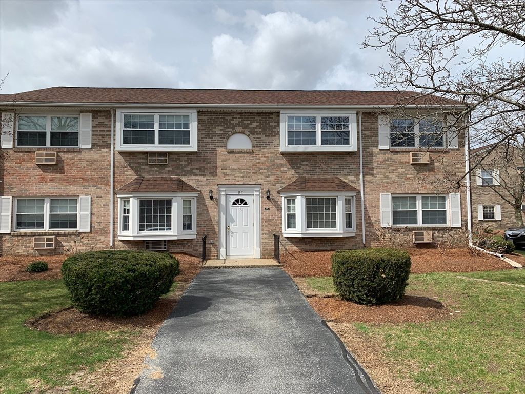 20 Washington Park Dr 12, Andover, MA 01810