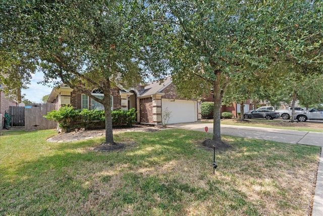 8319 Montego Bay Drive, Baytown, TX 77523