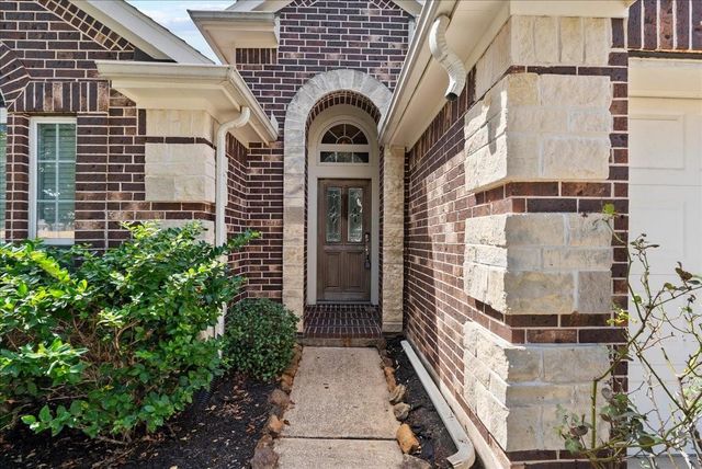 8319 Montego Bay Drive, Baytown, TX 77523
