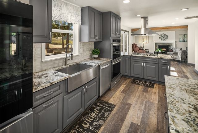 28508 234th Court SE, Maple Valley, WA 98038