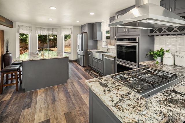 28508 234th Court SE, Maple Valley, WA 98038