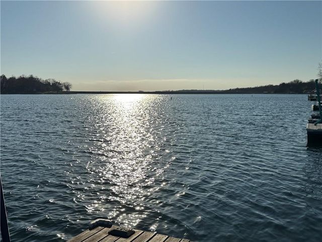 190 & 193 Timber Valley Drive, Linn Valley, KS 66040