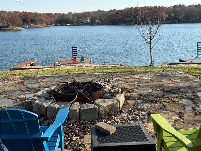 190 & 193 Timber Valley Drive, Linn Valley, KS 66040