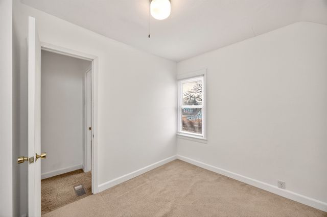 3206 Iola Avenue, Des Moines, IA 50312